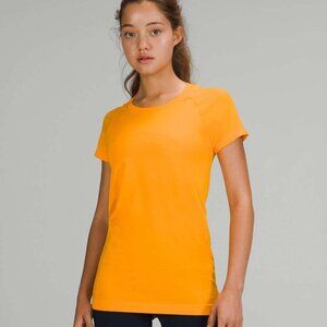 Lululemon Swiftly Tech Short Sleeve Shirt 2.0 - 4 Clementine